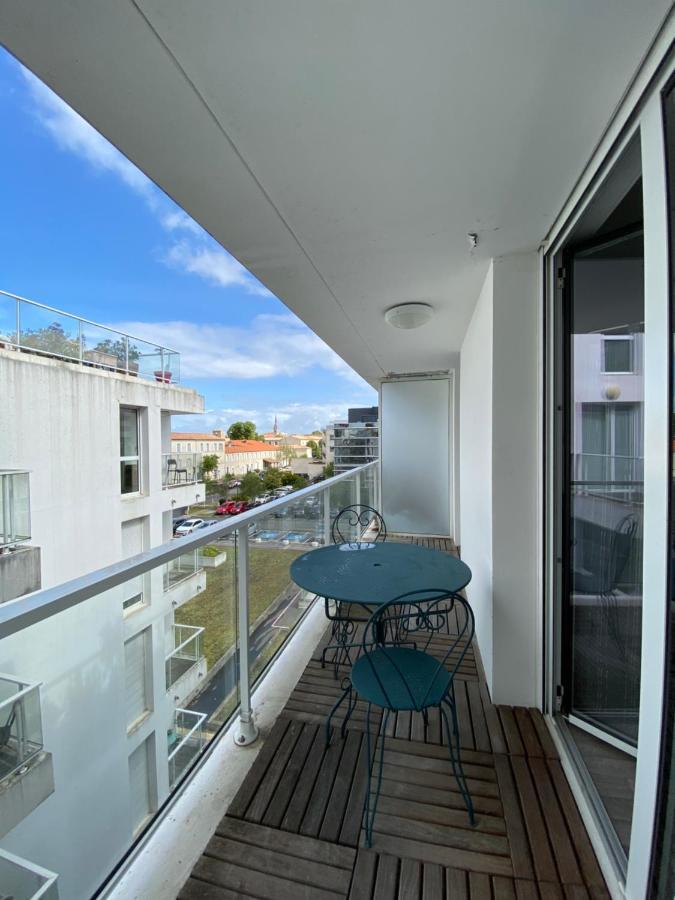Joli Avec Terrasse Pres Du Vieux-port * La Rochelle (Charente-Maritime)